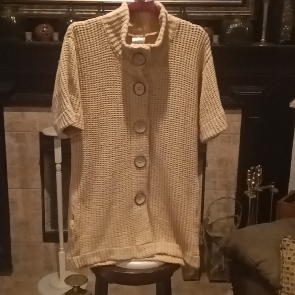 NWOT C•M•C 100% cotton tan s/s cardigan w side pockets & 5 big buttons Sm - Picture 3 of 12